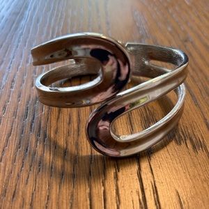 Silver bracelet with beautiful design